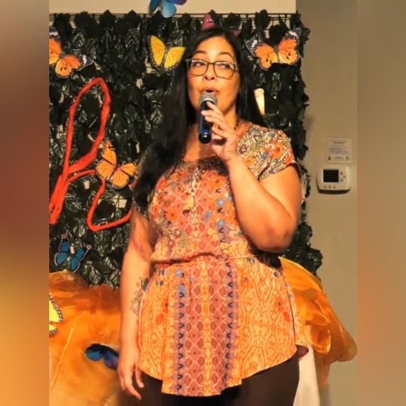 Meet your Posher, Val in TX - Picture 6 of 14